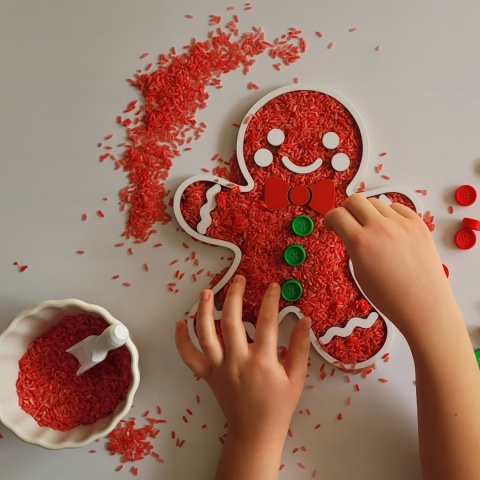 Pierniczek – panel sensoryczny | Kółko i krzyżyk Montessori