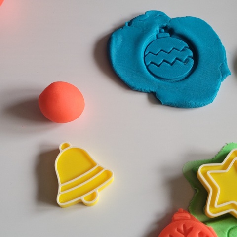 Choinka – zestaw foremki i stempelków świątecznych | Montessori